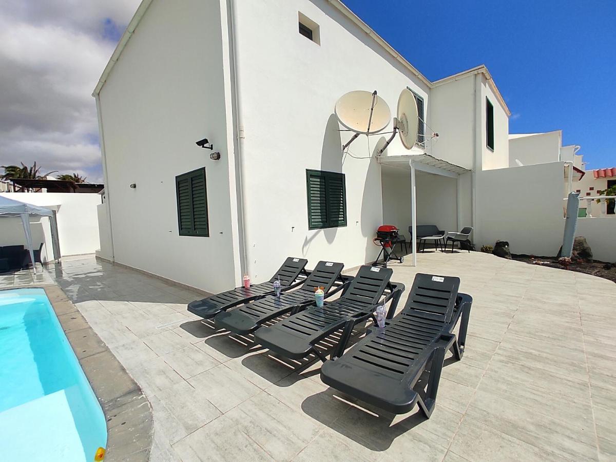 Love Gara, Duplex Pareado Piscina Privada Y Climatizada By Flamingo House Costa Teguise Luaran gambar